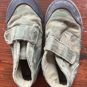Old Navy Green Camouflage Kids Sneakers